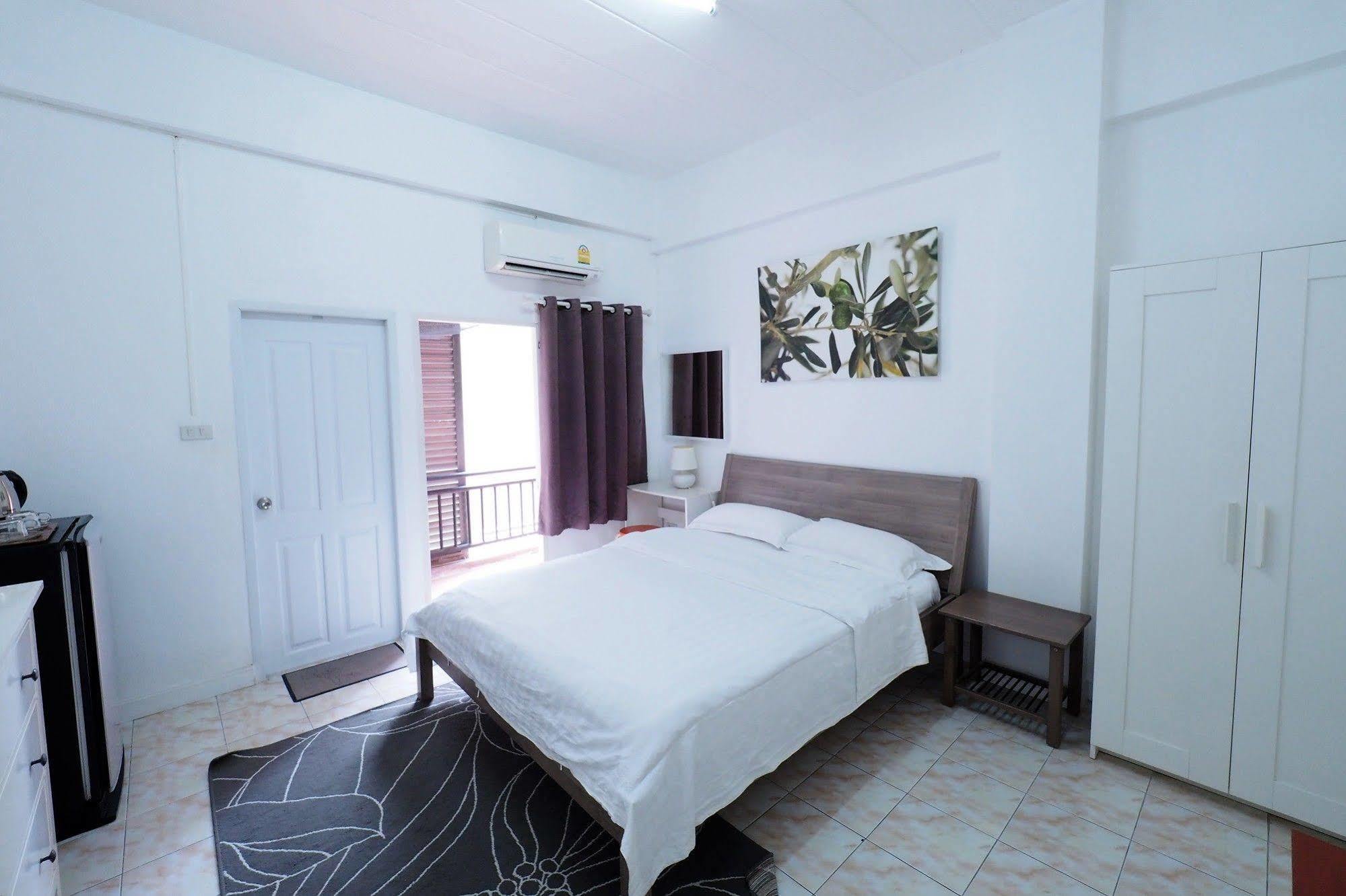 Namnon Place Nonthaburi Exterior photo